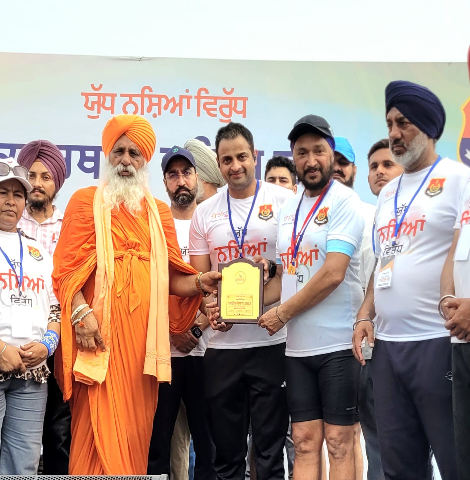 ਯੁੱਧ ਨਸ਼ਿਆ ਵਿਰੁੱਧ, ਕਪੂਰਥਲਾ ਸਾਇਕਲੋਥੋਨ 2025 ਚ ਸਾਇਕਲਿਸਟ ਬਲਰਾਜ ਸਿੰਘ ਚੌਹਾਨ ਦਾ ਵਿਸ਼ੇਸ਼ ਸਨਮਾਨ